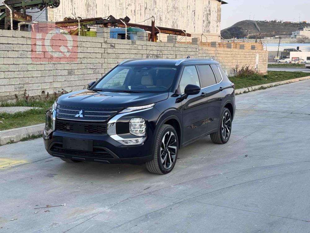 ميتسوبيشي اوتلاندر